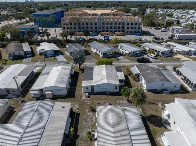 Aerial view of property and surrounding area