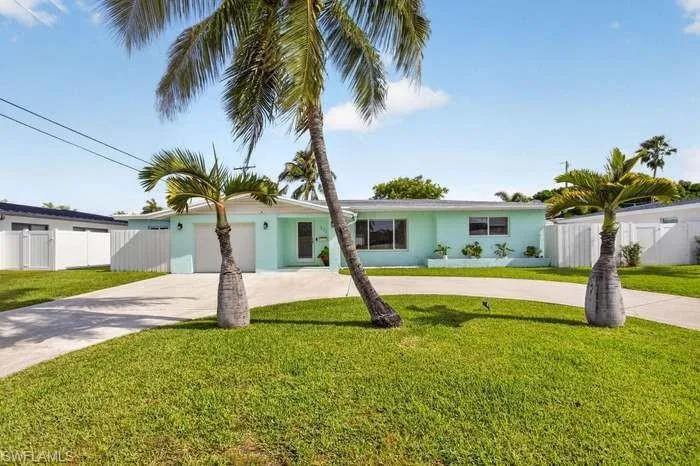 571 Se 14th, Pompano Beach, Florida 33060