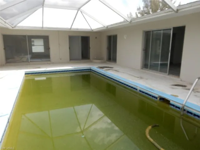 2076 Coral Point Dr, Cape Coral Fl 33990