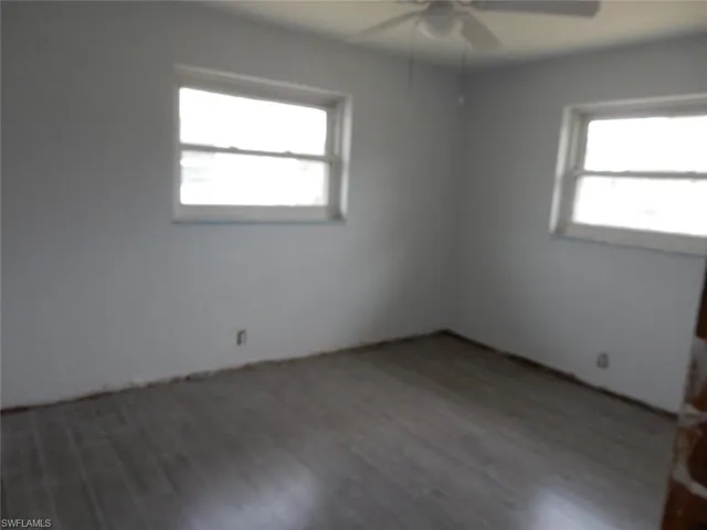 2076 Coral Point Dr, Cape Coral Fl 33990