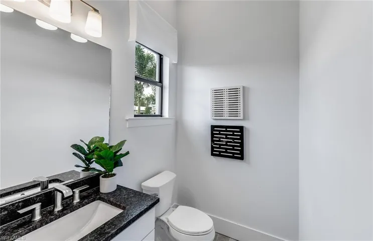 Photo of a staged model home. Illustration purposes only. Options may vary.