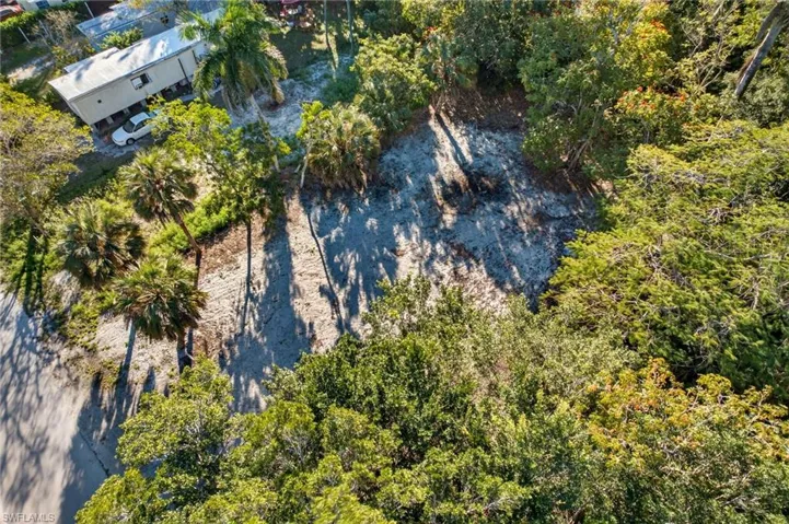 2596 Holly Ave, Naples, Florida 34112