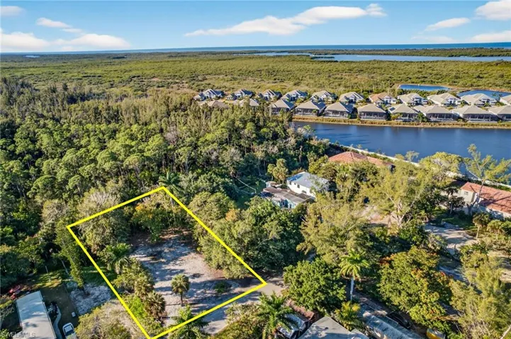 2596 Holly Ave, Naples, Florida 34112
