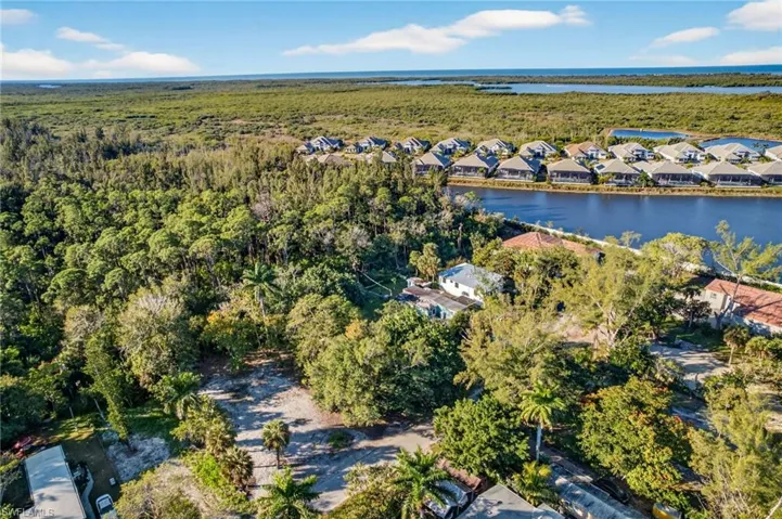 2596 Holly Ave, Naples, Florida 34112