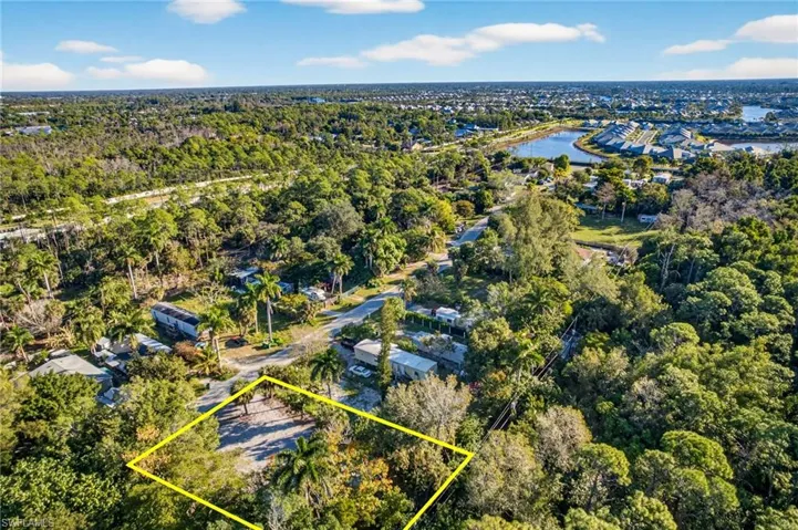 2596 Holly Ave, Naples, Florida 34112