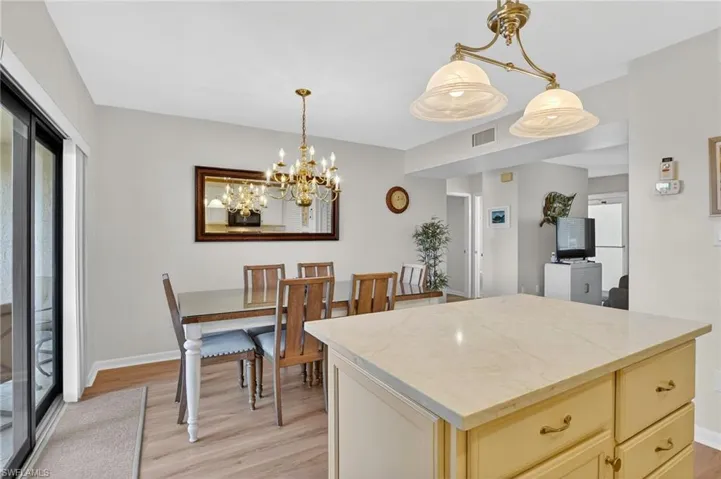 788 Park Shore Dr B22, Naples, Florida 34103