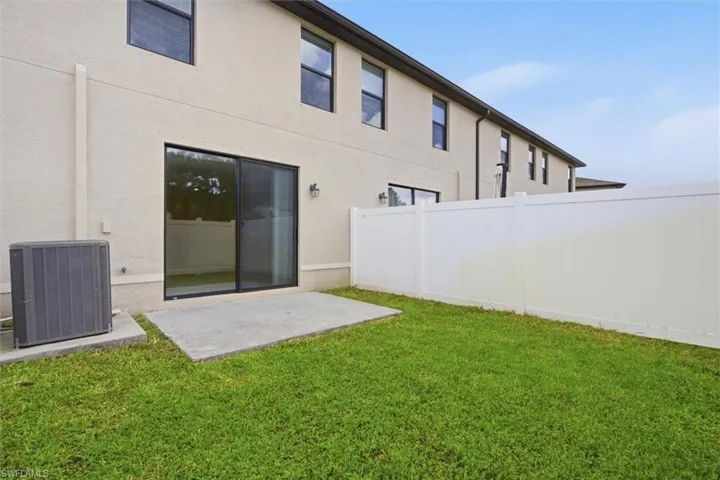 14032 Oviedo Pl, Fort Myers, Florida 33905