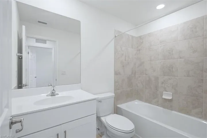 14032 Oviedo Pl, Fort Myers, Florida 33905