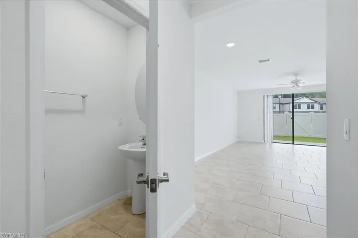 14032 Oviedo Pl, Fort Myers, Florida 33905