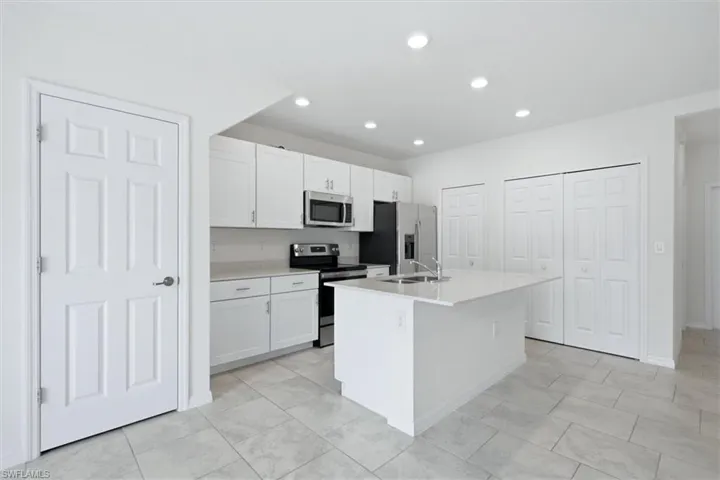 14032 Oviedo Pl, Fort Myers, Florida 33905