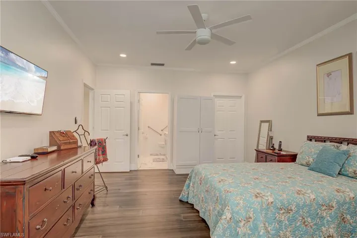 303  Arbor Lake  DR, Naples, FL 34110