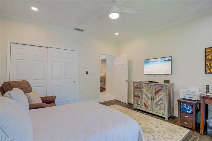 303  Arbor Lake  DR, Naples, FL 34110
