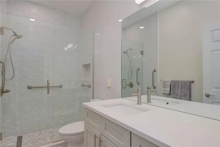 303  Arbor Lake  DR, Naples, FL 34110