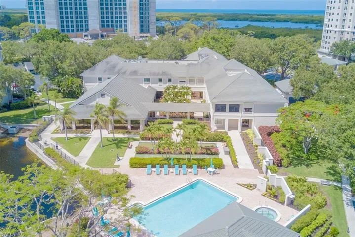 303  Arbor Lake  DR, Naples, FL 34110
