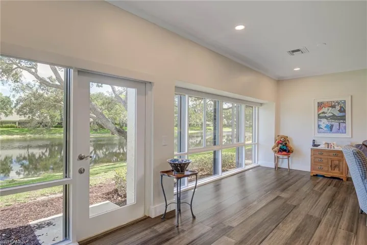 303  Arbor Lake  DR, Naples, FL 34110