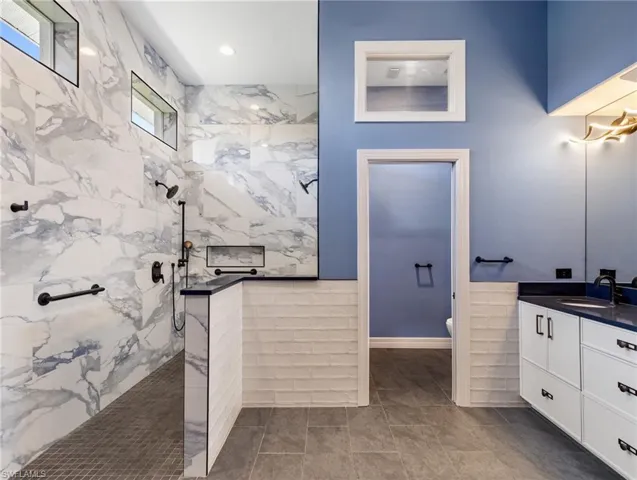 7222 Falcon Crest Ct, Fort Myers, Florida 33908