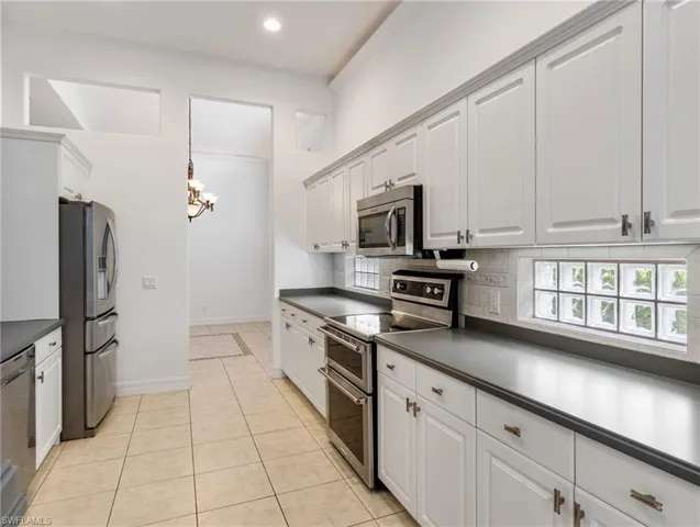 7222 Falcon Crest Ct, Fort Myers, Florida 33908
