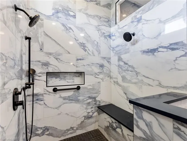 7222 Falcon Crest Ct, Fort Myers, Florida 33908