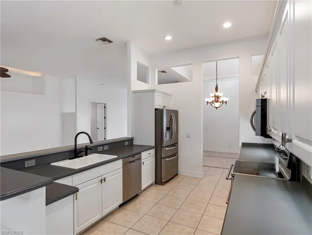 7222 Falcon Crest Ct, Fort Myers, Florida 33908