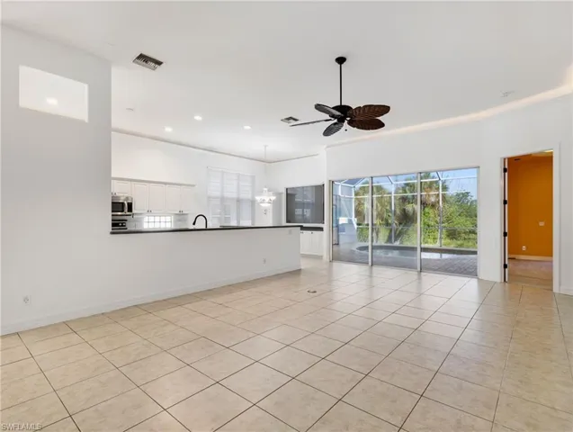 7222 Falcon Crest Ct, Fort Myers, Florida 33908