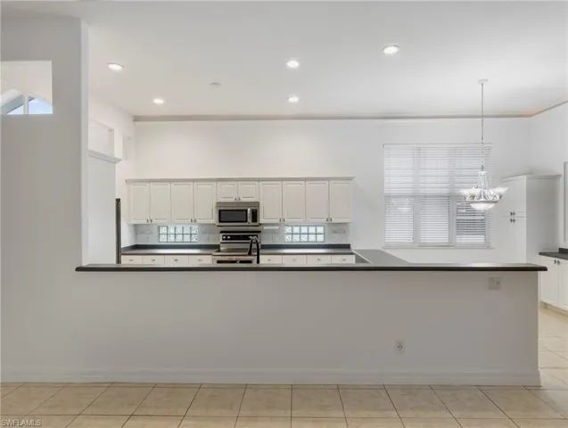 7222 Falcon Crest Ct, Fort Myers, Florida 33908