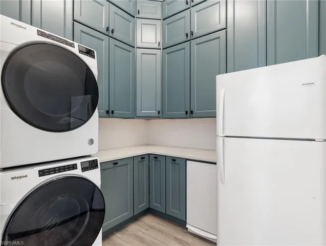 7222 Falcon Crest Ct, Fort Myers, Florida 33908