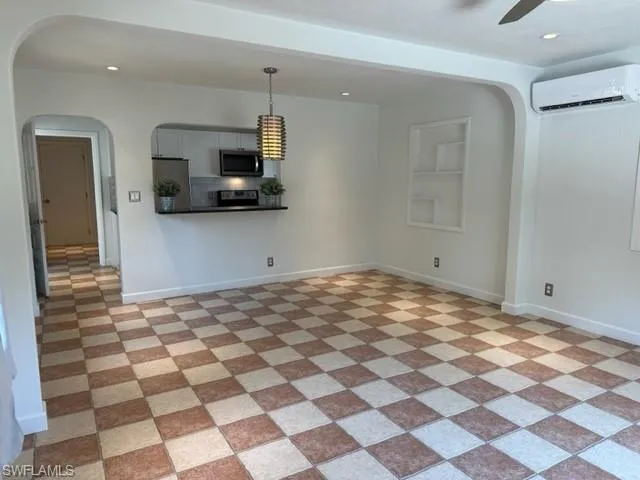 1532  Avalon  PL, Fort Myers, FL 33901