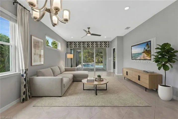 Welcome to 1141 S Town & River, tucked away in the desirable Riverside Avenue Villas community. Virtually Staged