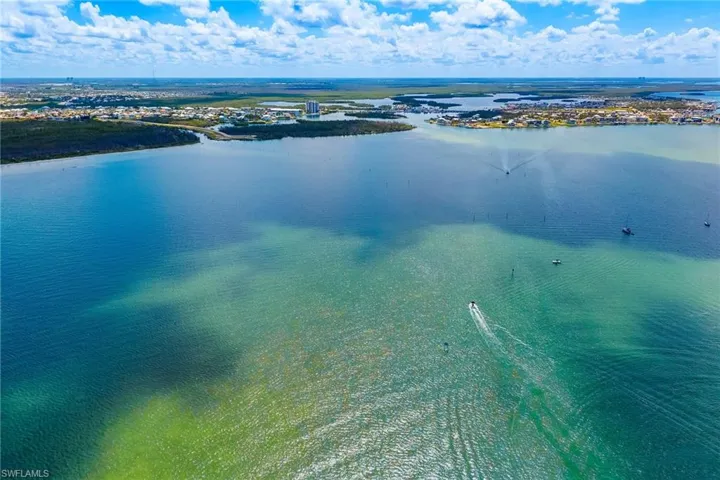 Enjoy boating fishing or kayaking you name it this place offers it.