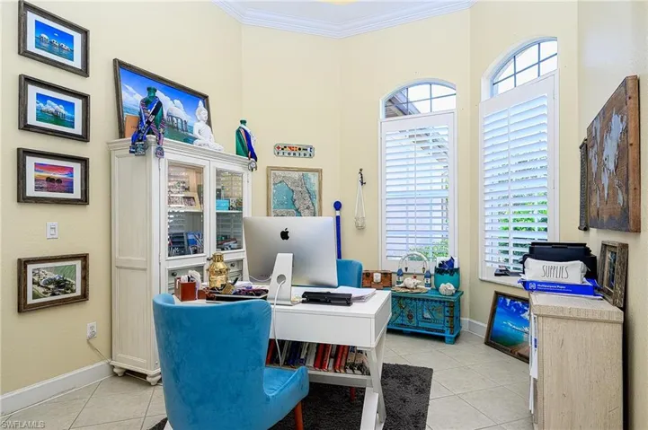 office / dining room