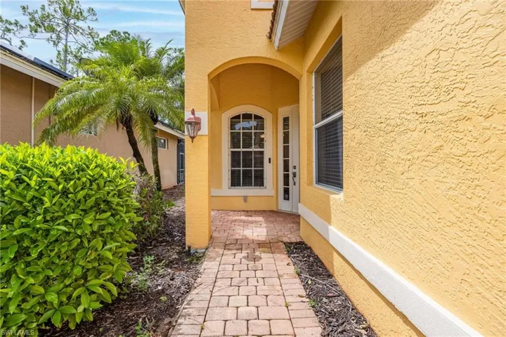 6034  Shallows  WAY, Naples, FL 34109