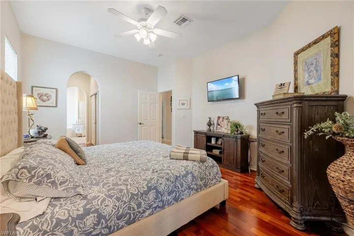 6034  Shallows  WAY, Naples, FL 34109