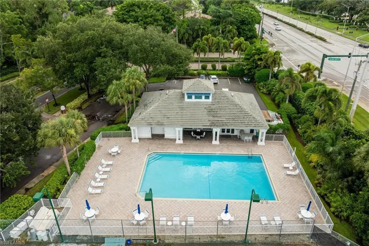 6034  Shallows  WAY, Naples, FL 34109