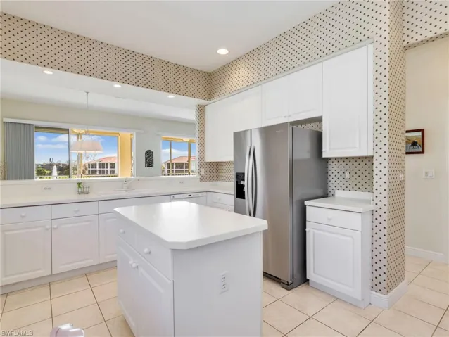 Well designed Kitchen with Lake view