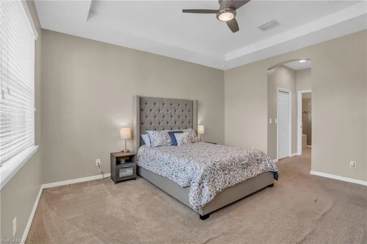 2465  Blackburn  CIR, Cape Coral, FL 33991