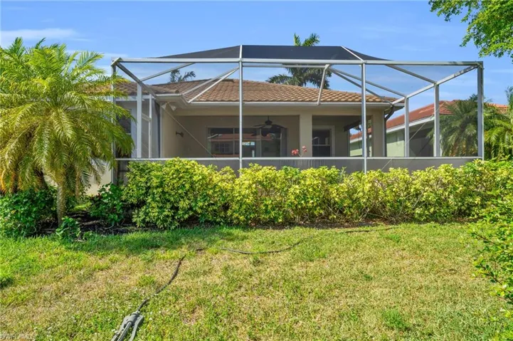 2465  Blackburn  CIR, Cape Coral, FL 33991