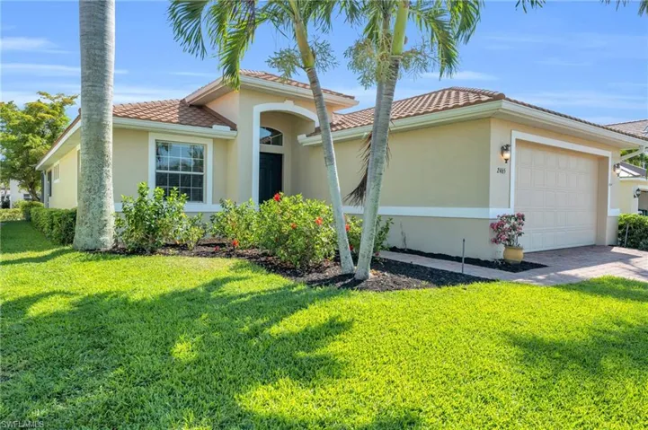 2465  Blackburn  CIR, Cape Coral, FL 33991