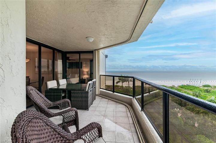 Large lanai with Gulf Views