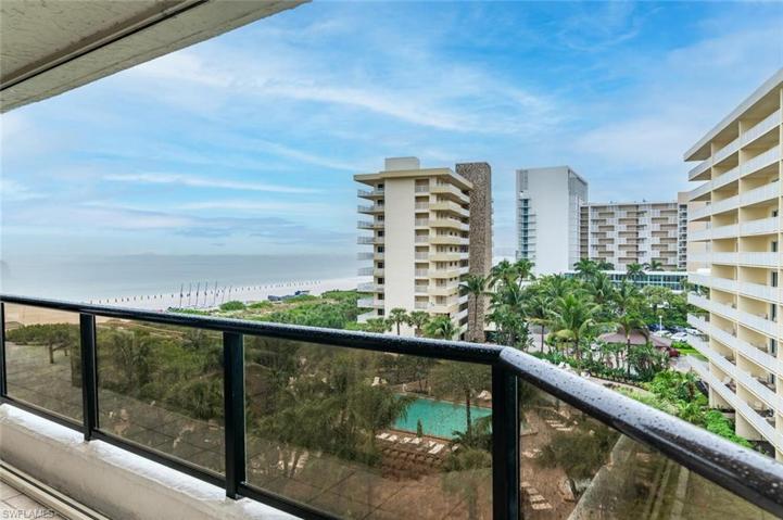 Large lanai with Gulf Views