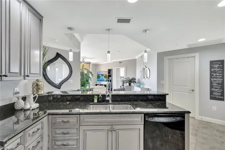 5781 Cape Harbour Dr # 1201, Cape Coral, Florida 33914