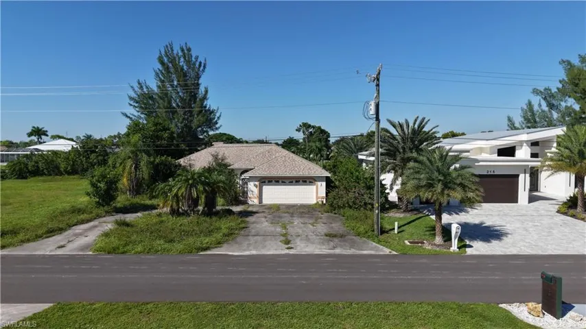 209 Se 28th Ter, Cape Coral, Florida 33904