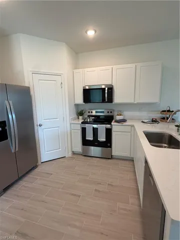 3917 16th Ave, Cape Coral, Florida 33909