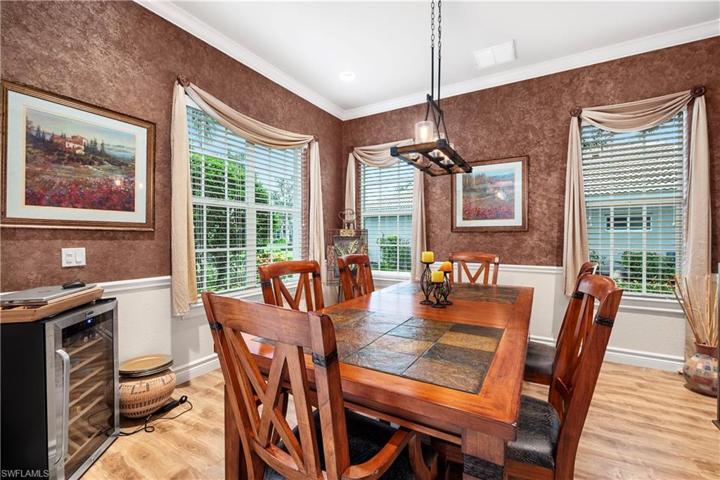 DEN/however sellers use it as a formal dining rm