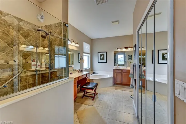 8911 Cranes Nest Ct, Fort Myers, Florida 33908