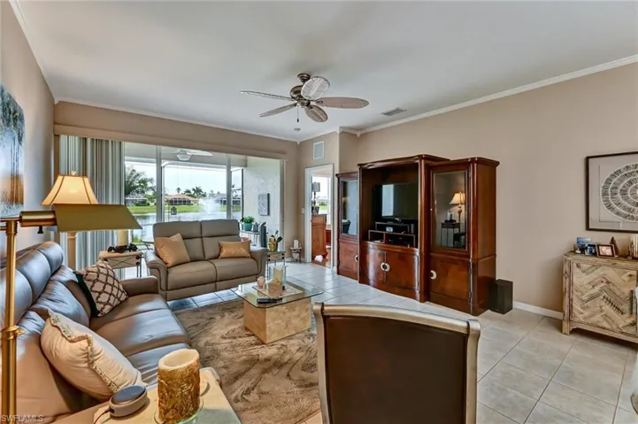8911 Cranes Nest Ct, Fort Myers, Florida 33908