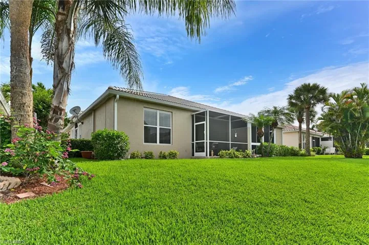 8911 Cranes Nest Ct, Fort Myers, Florida 33908