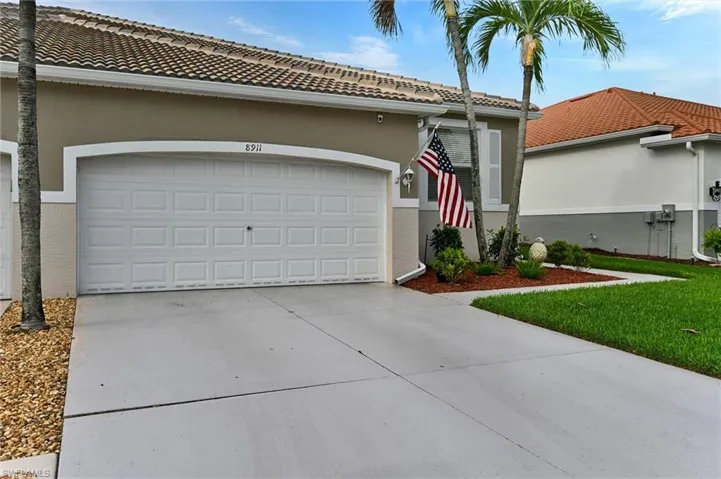 8911 Cranes Nest Ct, Fort Myers, Florida 33908