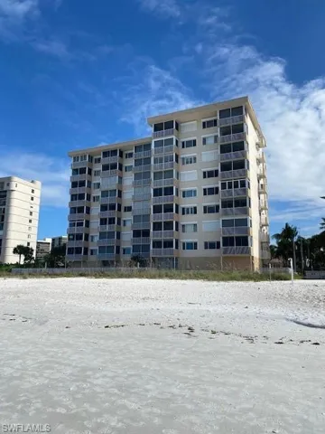 Bonita Beach!