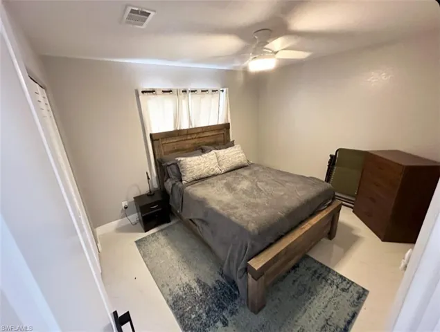 Bedroom with ceiling fan