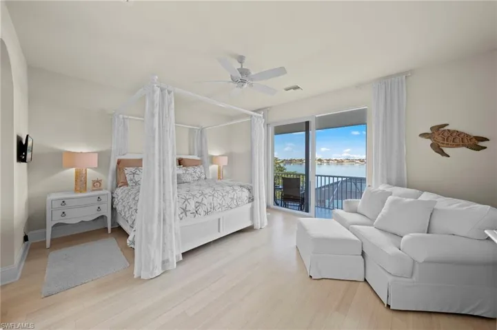guest suite upstairs
